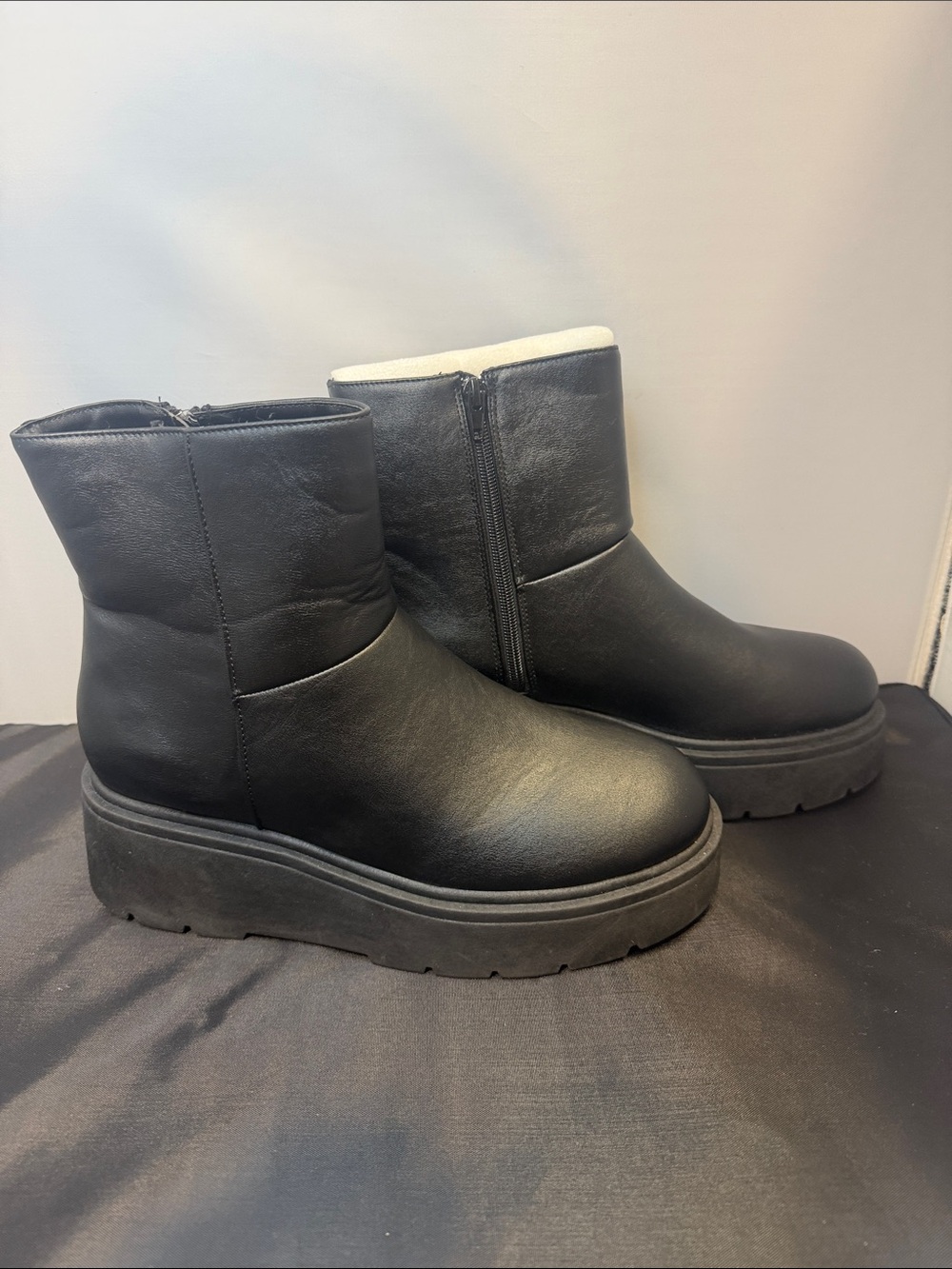 Rouge Helium Black Platform Zip Ankle Boots